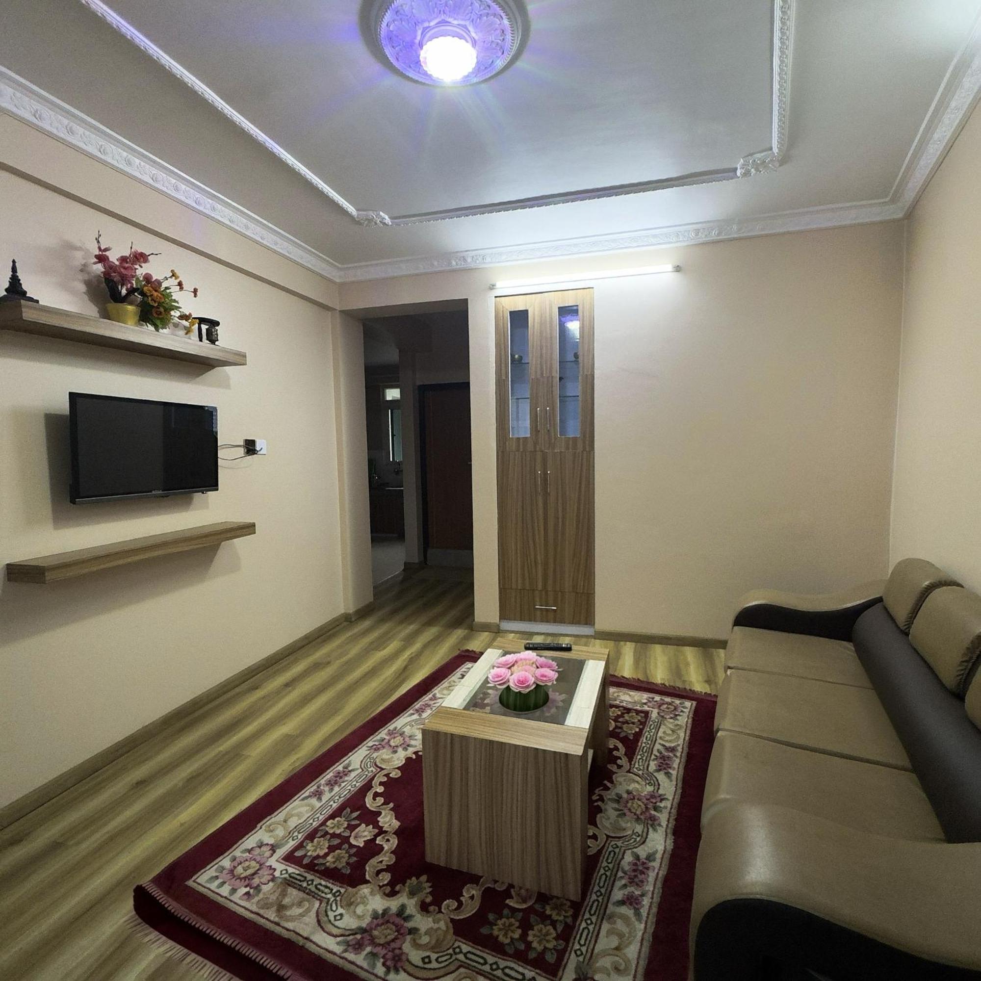 House Of Forrest, Service Apartments Catmandu Exterior foto